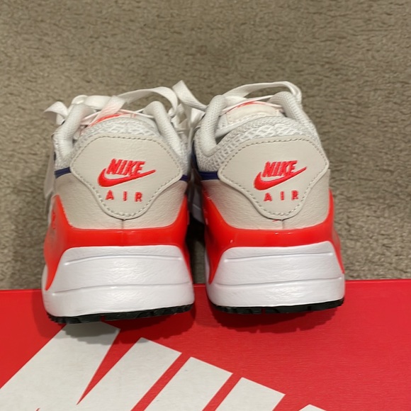 Nike Air Max SYSTM Women's Shoes	
Size 7 brand new with box - Picture 3 of 9